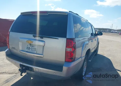 2013 Chevrolet Suburban 1500 Lt z USA, uszkodzony, nr VIN 1GNSKJE70DR145904